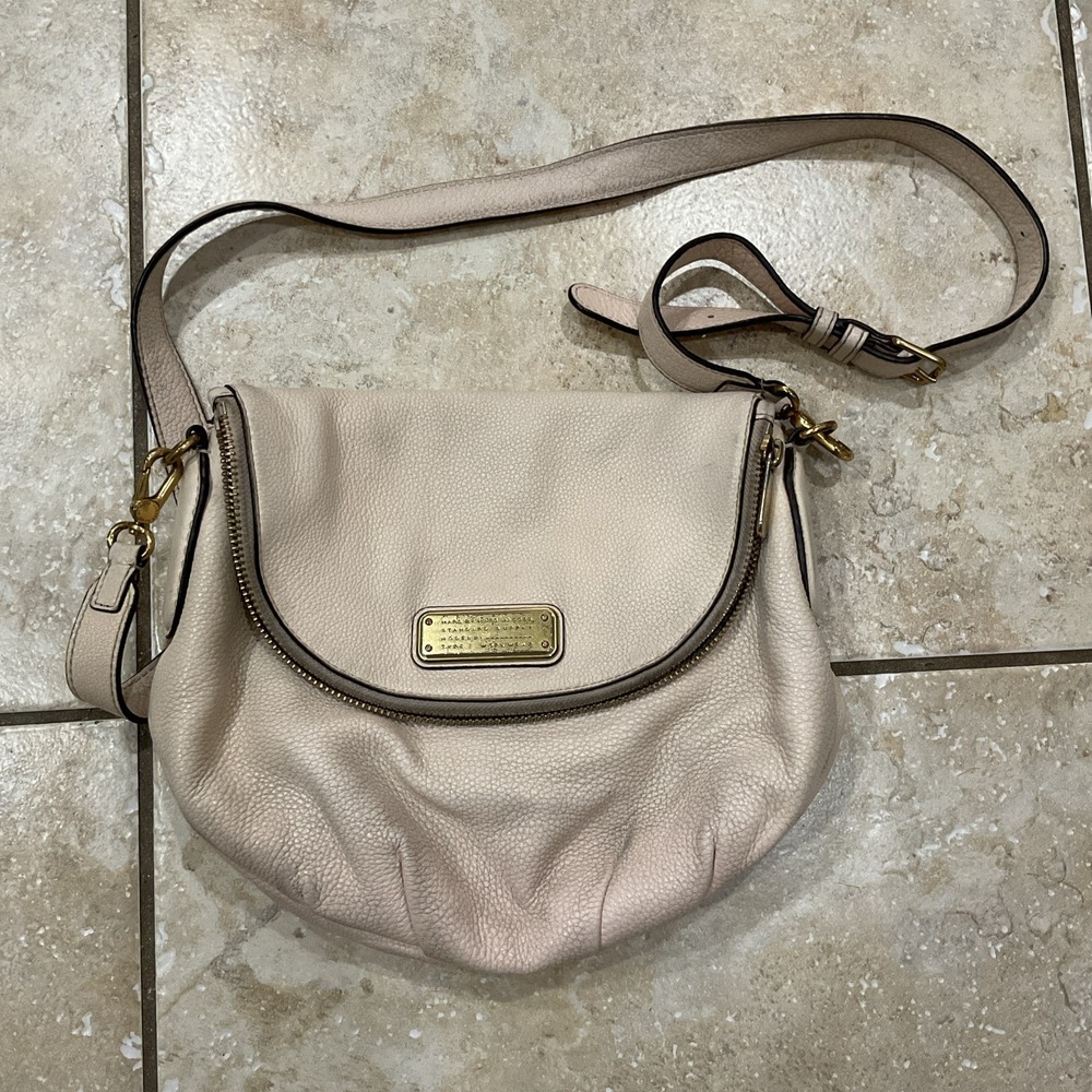 white marc by marc jacobs purse crossbody medium leather